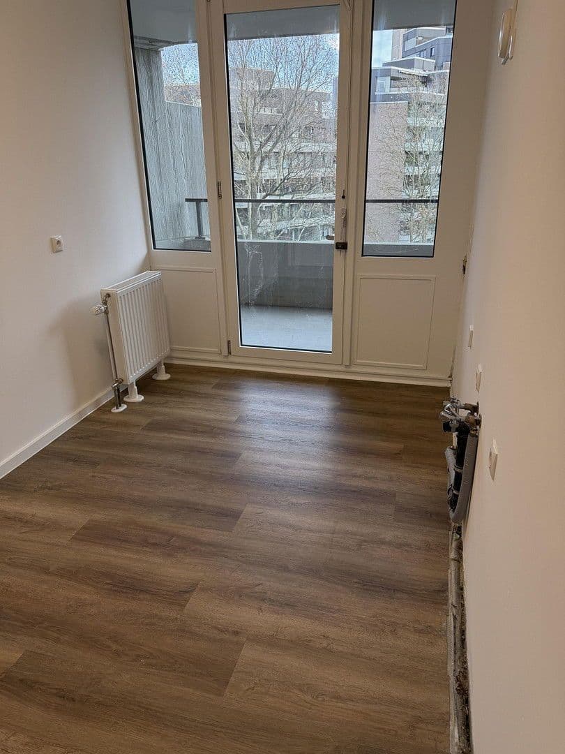 Prenájom bytu 3-izbový 97 m², Ziegeleiweg 20, Köln, Severné Porýnie - Westfálsko Prenájom bytu 3-izbový 97 m², Ziegeleiweg 20, Köln, Severné Porýnie - Westfálsko