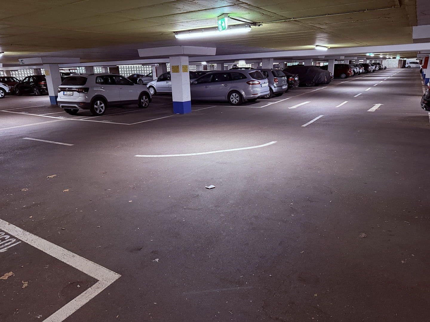 Prenájom bytu 3-izbový 97 m², Ziegeleiweg 20, Köln, Severné Porýnie - Westfálsko Prenájom bytu 3-izbový 97 m², Ziegeleiweg 20, Köln, Severné Porýnie - Westfálsko