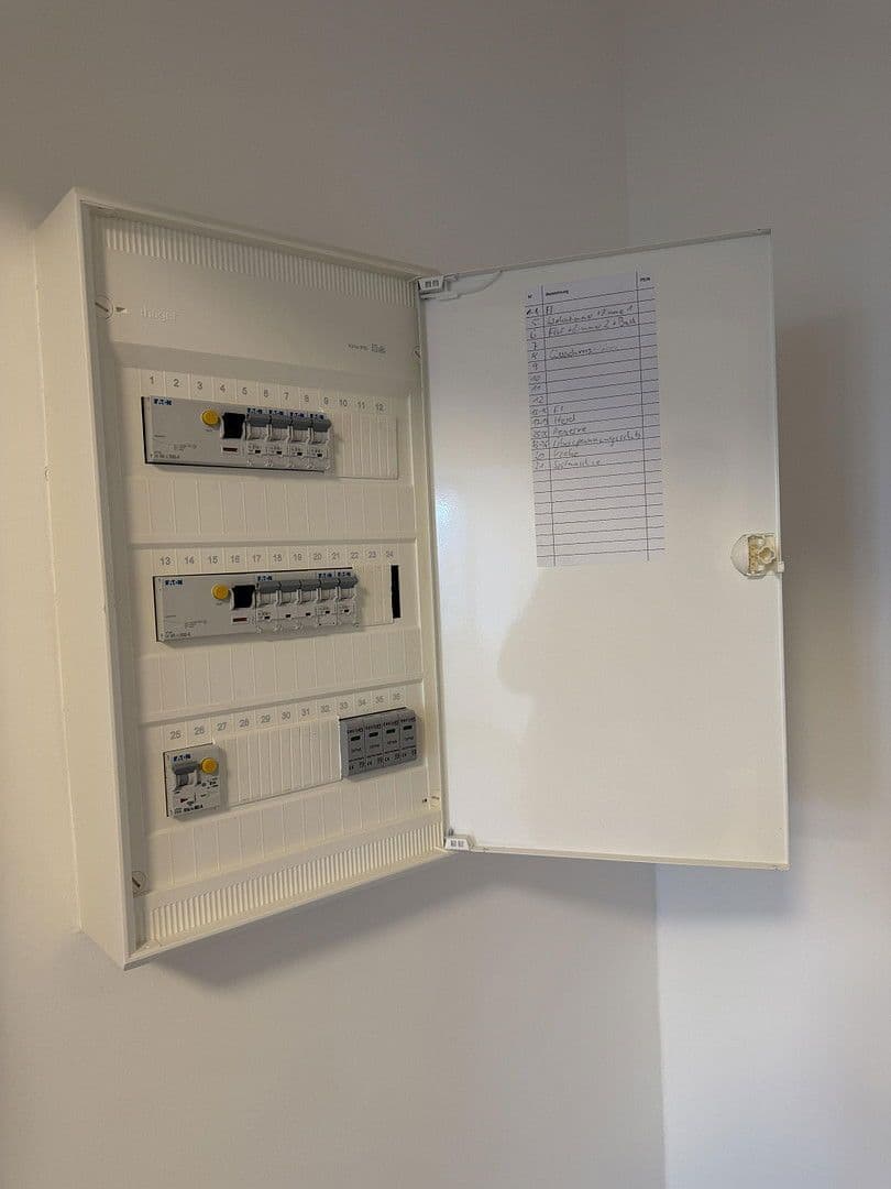 Prenájom bytu 3-izbový 97 m², Ziegeleiweg 20, Köln, Severné Porýnie - Westfálsko Prenájom bytu 3-izbový 97 m², Ziegeleiweg 20, Köln, Severné Porýnie - Westfálsko