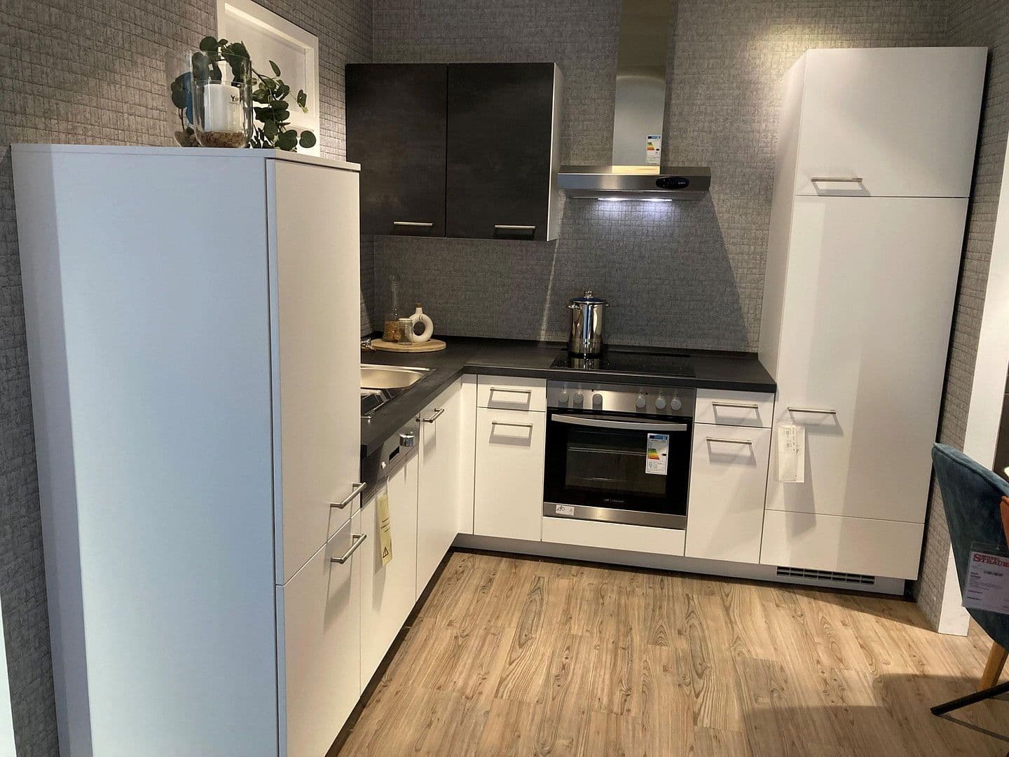 Prenájom bytu 4-izbový 107 m², Niddatal, Hesensko Prenájom bytu 4-izbový 107 m², Niddatal, Hesensko