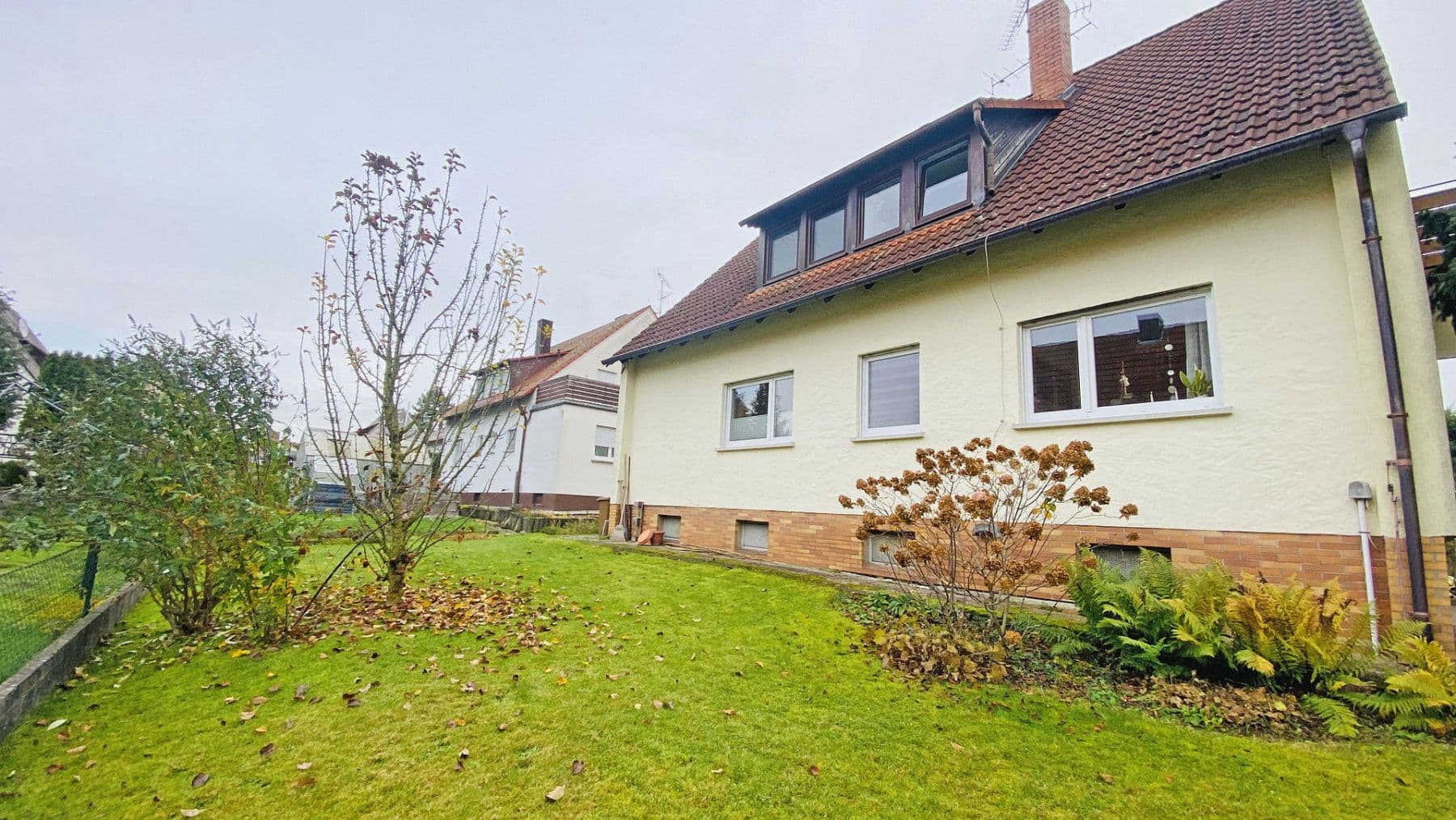 Predaj domu 164 m², pozemek 600 m², Veitsbronn, Bavorsko Predaj domu 164 m², pozemek 600 m², Veitsbronn, Bavorsko