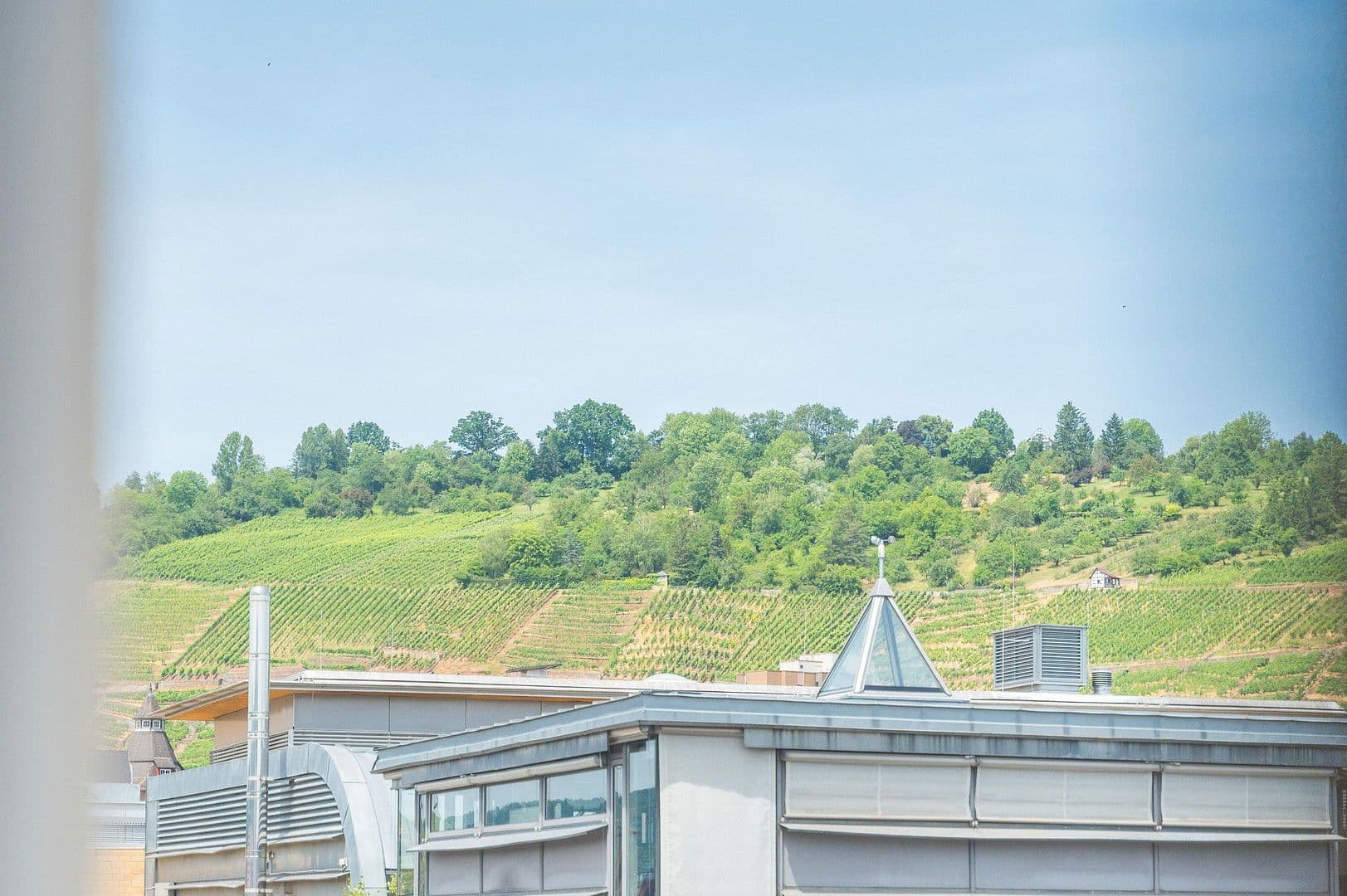 Prenájom bytu 2-izbový 92 m², Am Kronenhof 29, Esslingen am Neckar, Bádensko-Wurttembersko Prenájom bytu 2-izbový 92 m², Am Kronenhof 29, Esslingen am Neckar, Bádensko-Wurttembersko