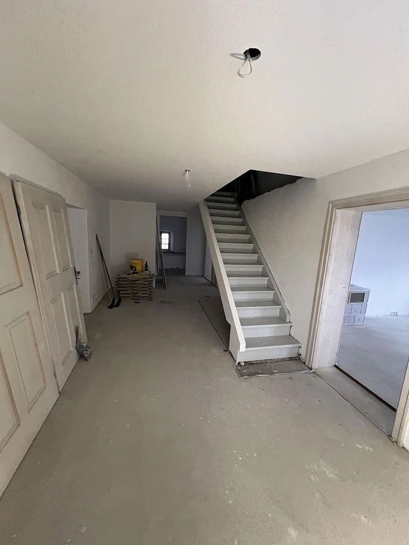 Prenájom domu 150 m², pozemek 300 m², Vogtareuth, Bavorsko Prenájom domu 150 m², pozemek 300 m², Vogtareuth, Bavorsko