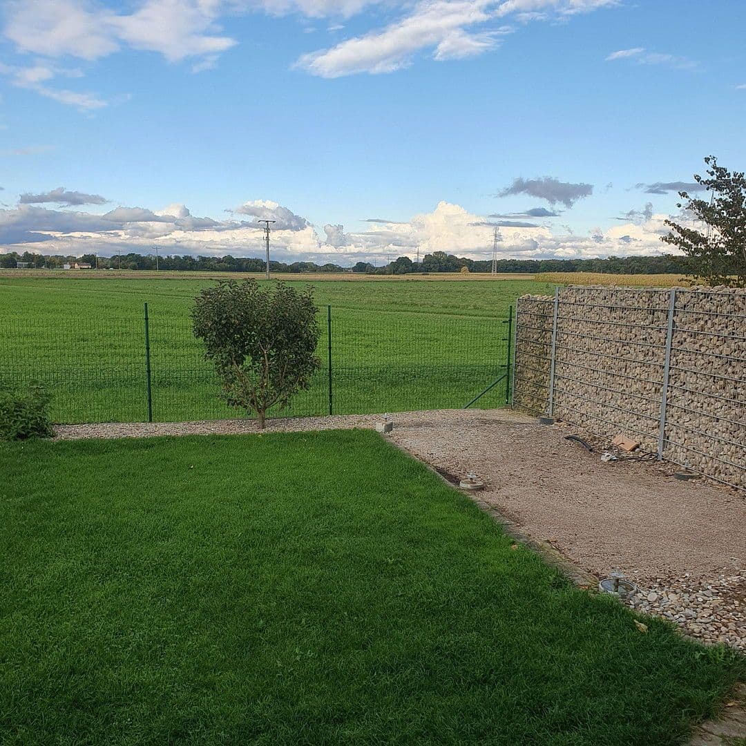 Predaj domu 121 m², pozemek 425 m², Weichering OT Lichtenau, Bavorsko Predaj domu 121 m², pozemek 425 m², Weichering OT Lichtenau, Bavorsko