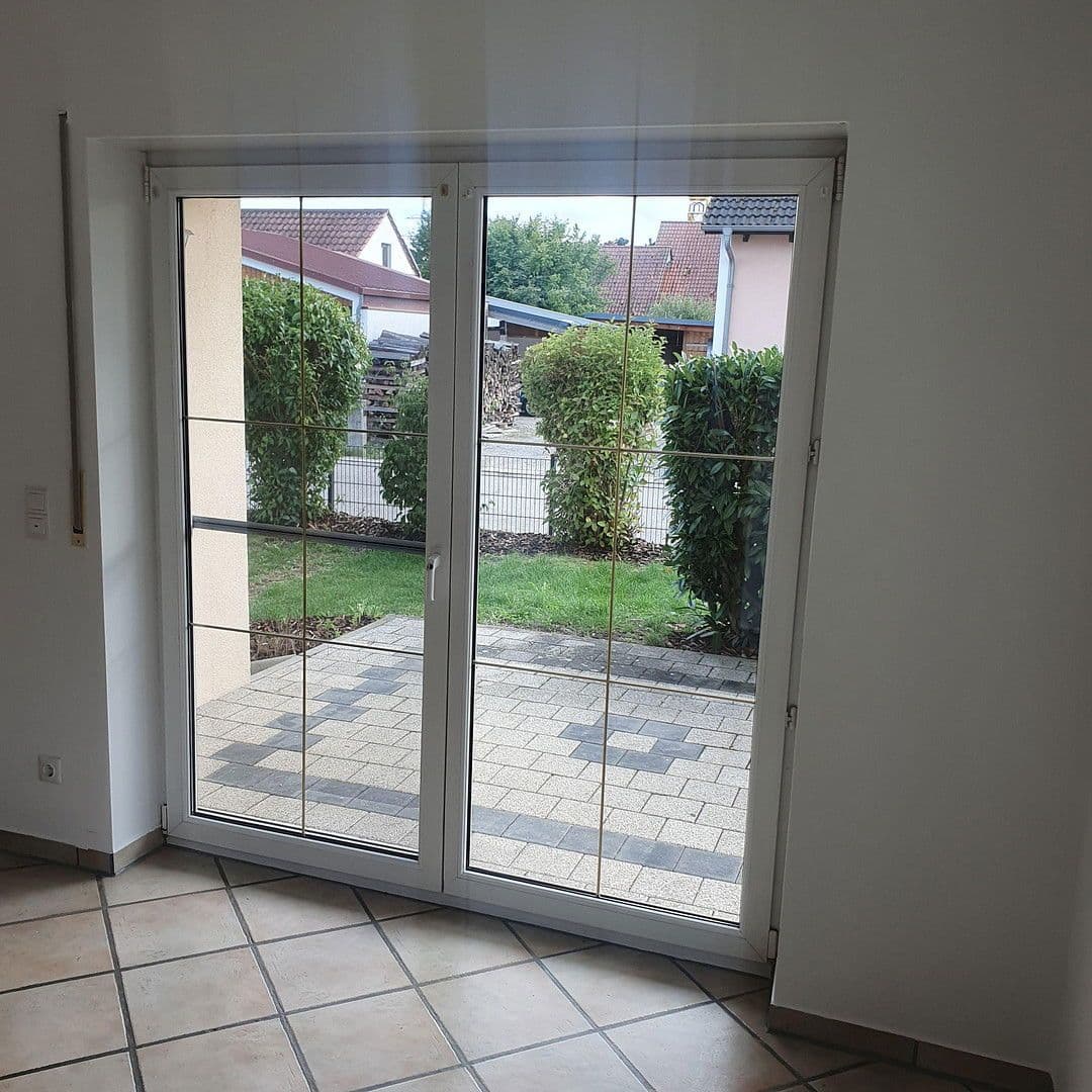 Predaj domu 121 m², pozemek 425 m², Weichering OT Lichtenau, Bavorsko Predaj domu 121 m², pozemek 425 m², Weichering OT Lichtenau, Bavorsko