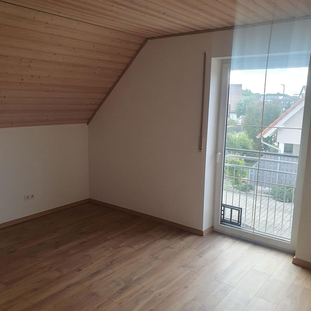 Predaj domu 121 m², pozemek 425 m², Weichering OT Lichtenau, Bavorsko Predaj domu 121 m², pozemek 425 m², Weichering OT Lichtenau, Bavorsko