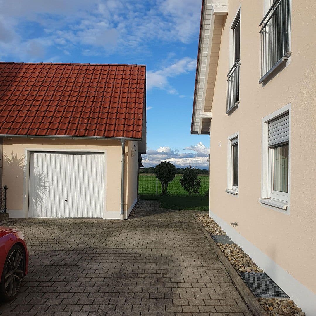 Predaj domu 121 m², pozemek 425 m², Weichering OT Lichtenau, Bavorsko Predaj domu 121 m², pozemek 425 m², Weichering OT Lichtenau, Bavorsko