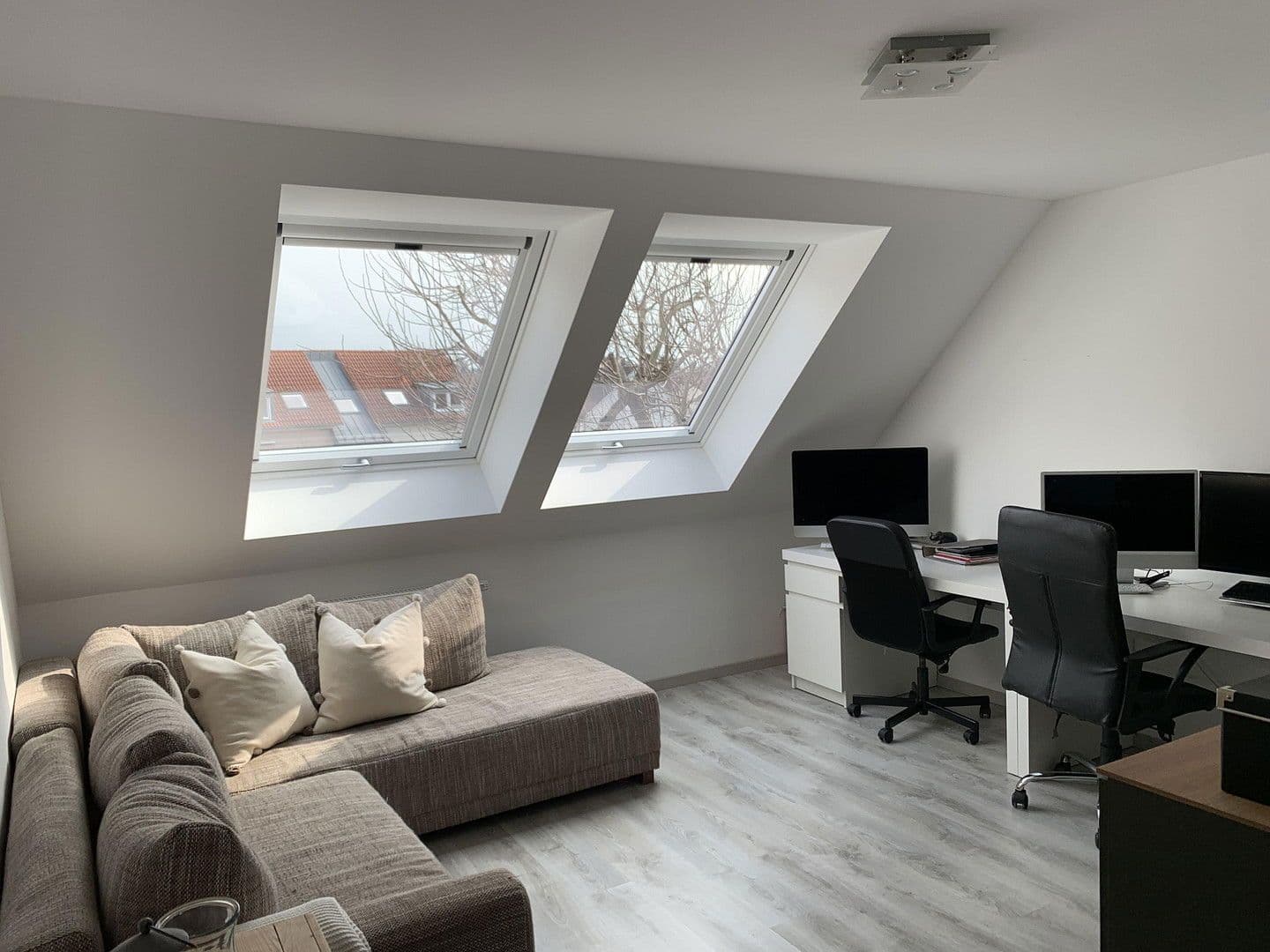 Predaj bytu 4-izbový 142 m², Esslingen am Neckar, Bádensko-Wurttembersko Predaj bytu 4-izbový 142 m², Esslingen am Neckar, Bádensko-Wurttembersko