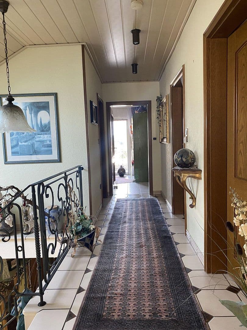 Predaj domu 229 m², pozemek 689 m², Westallee 9, Mogendorf, Porýnie-Falcko Predaj domu 229 m², pozemek 689 m², Westallee 9, Mogendorf, Porýnie-Falcko