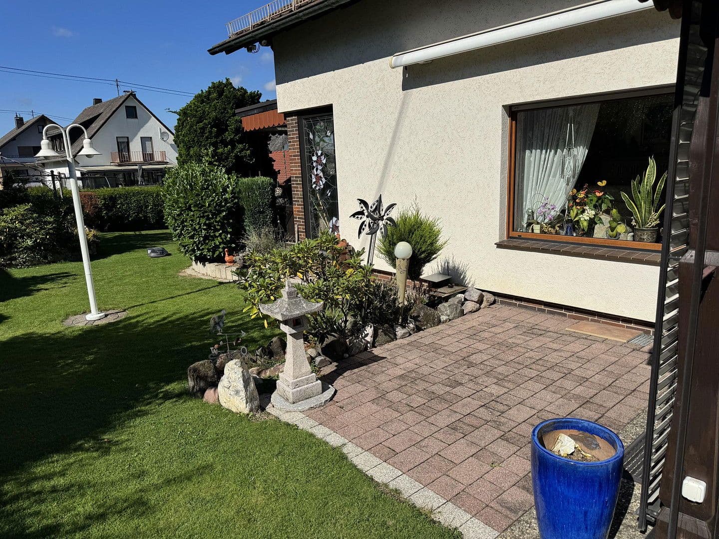 Predaj domu 229 m², pozemek 689 m², Westallee 9, Mogendorf, Porýnie-Falcko Predaj domu 229 m², pozemek 689 m², Westallee 9, Mogendorf, Porýnie-Falcko