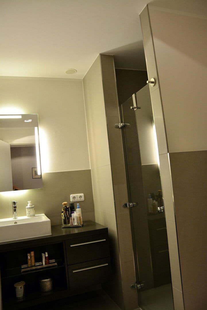 Predaj bytu 4-izbový 148 m², Gertrudenstraße, Rostock, Meklenbursko-Predpomoransko Predaj bytu 4-izbový 148 m², Gertrudenstraße, Rostock, Meklenbursko-Predpomoransko