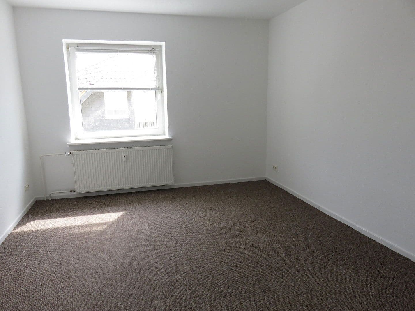 Predaj bytu 3-izbový 72 m², Hermann-Stöber-Straße 16, Helmstedt, Dolné Sasko Predaj bytu 3-izbový 72 m², Hermann-Stöber-Straße 16, Helmstedt, Dolné Sasko