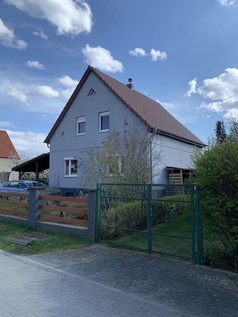 Predaj domu 131 m², pozemek 747 m², Mittenwalde, Brandenbursko Predaj domu 131 m², pozemek 747 m², Mittenwalde, Brandenbursko