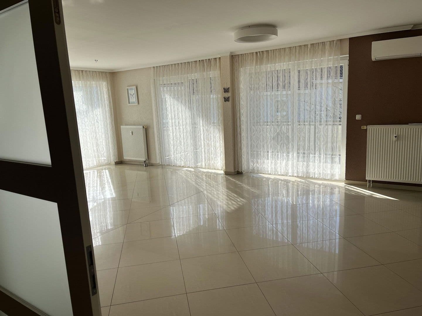 Predaj domu 263 m², pozemek 535 m², Darmstädter Straße 69a, Rüsselsheim am Main, Hesensko Predaj domu 263 m², pozemek 535 m², Darmstädter Straße 69a, Rüsselsheim am Main, Hesensko