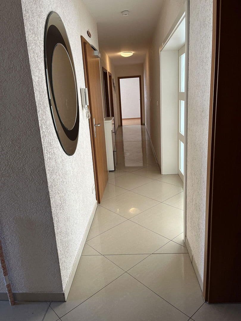 Predaj domu 263 m², pozemek 535 m², Darmstädter Straße 69a, Rüsselsheim am Main, Hesensko Predaj domu 263 m², pozemek 535 m², Darmstädter Straße 69a, Rüsselsheim am Main, Hesensko