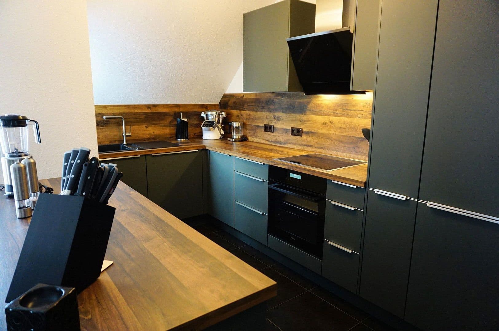 Predaj bytu 3-izbový 86 m², Walheim, Bádensko-Wurttembersko Predaj bytu 3-izbový 86 m², Walheim, Bádensko-Wurttembersko