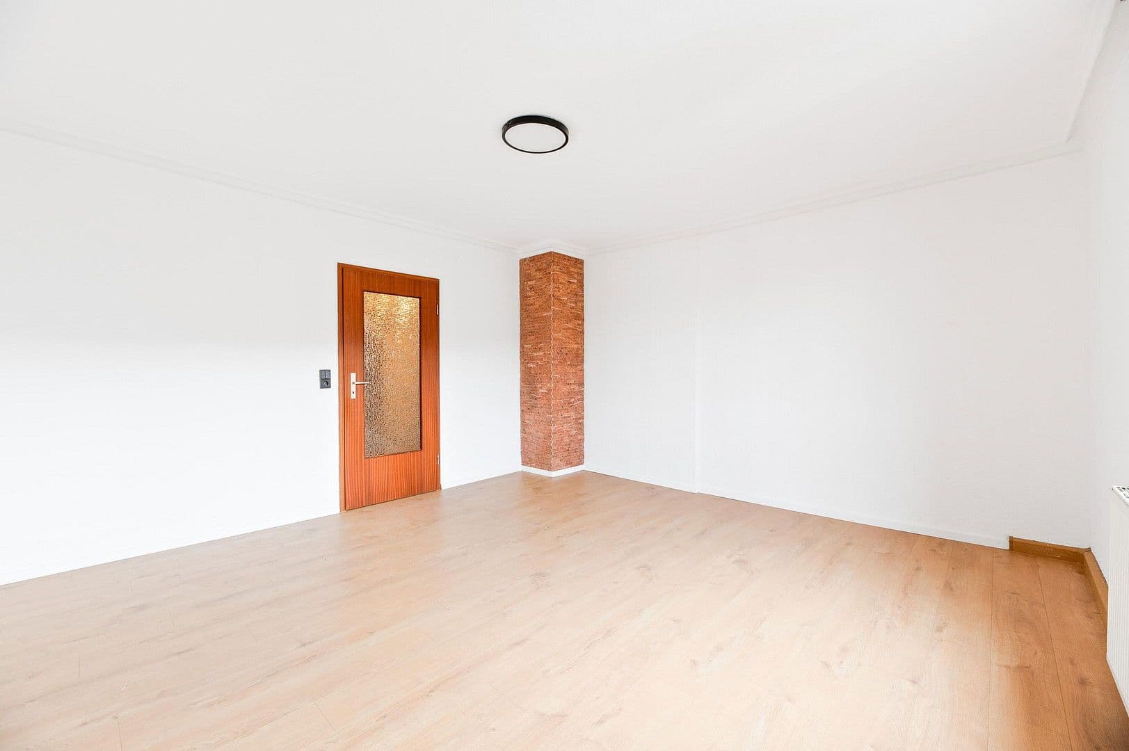 Predaj bytu 4-izbový 96 m², Esslingen am Neckar, Bádensko-Wurttembersko Predaj bytu 4-izbový 96 m², Esslingen am Neckar, Bádensko-Wurttembersko