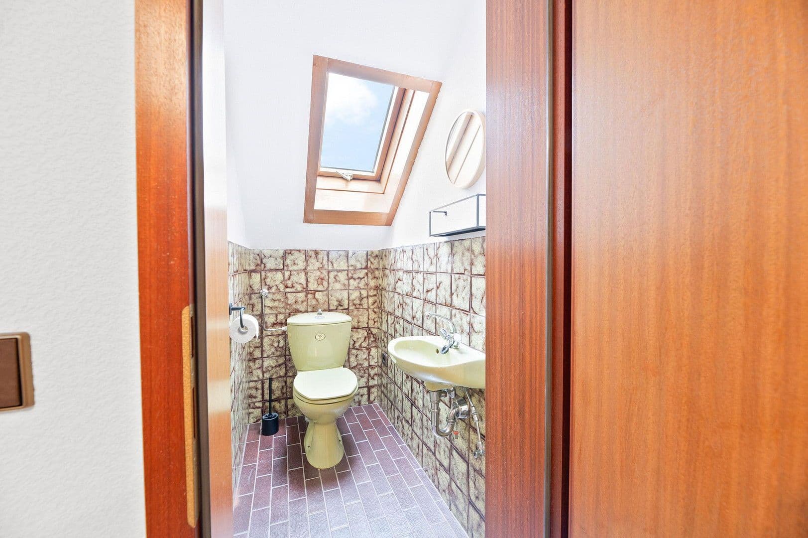 Predaj bytu 4-izbový 96 m², Esslingen am Neckar, Bádensko-Wurttembersko Predaj bytu 4-izbový 96 m², Esslingen am Neckar, Bádensko-Wurttembersko