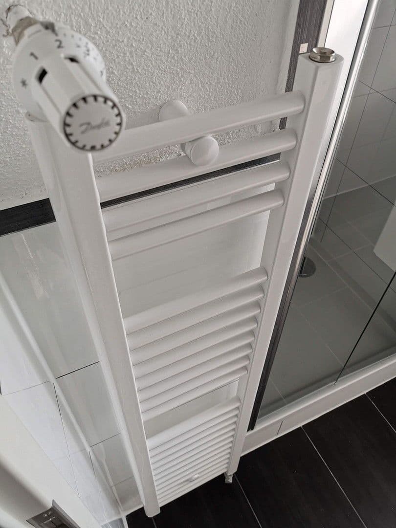 Prenájom bytu 2-izbový 54 m², Mannheim, Bádensko-Wurttembersko Prenájom bytu 2-izbový 54 m², Mannheim, Bádensko-Wurttembersko