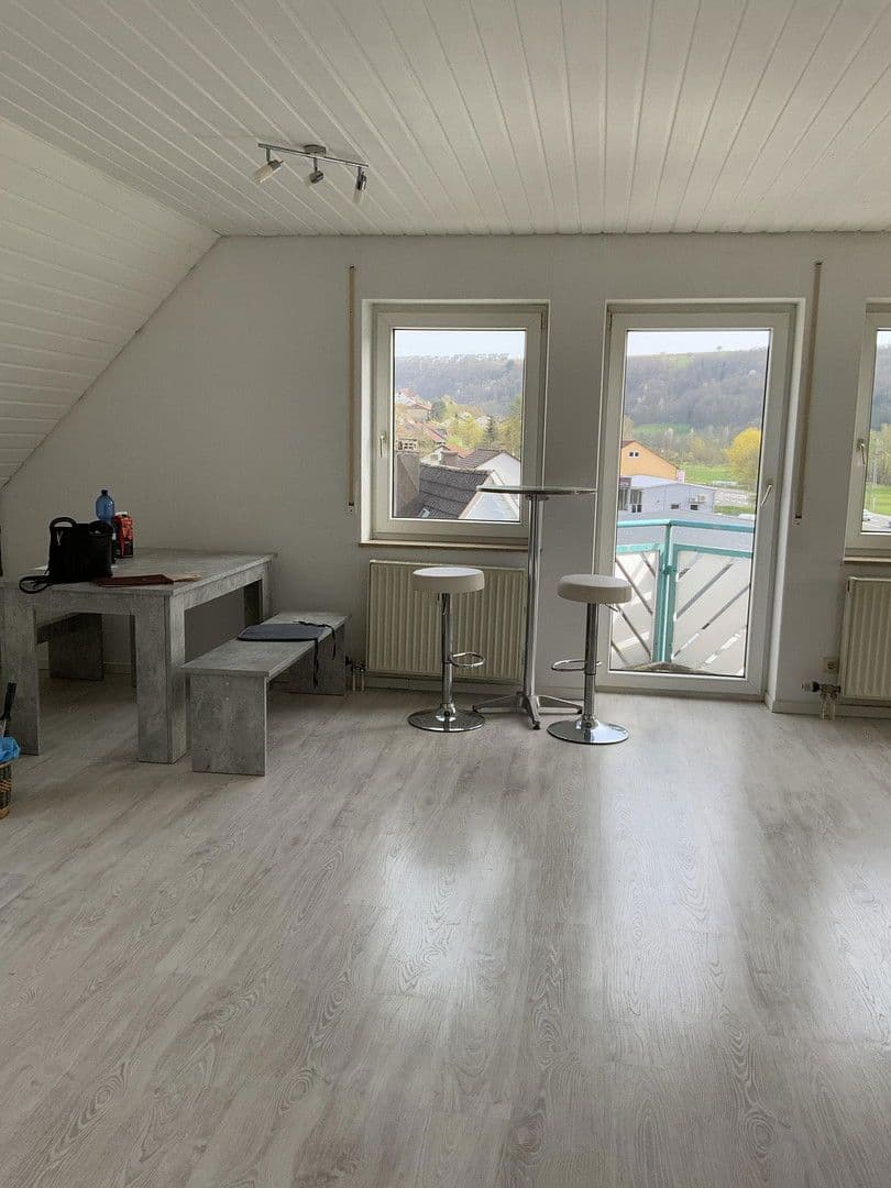 Prenájom bytu 2-izbový 50 m², Weißbach, Bádensko-Wurttembersko Prenájom bytu 2-izbový 50 m², Weißbach, Bádensko-Wurttembersko