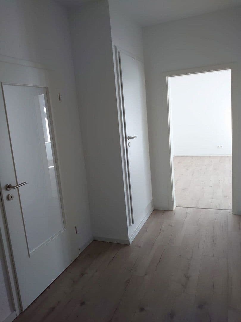 Predaj domu 372 m², pozemek 370 m², Humboldtstraße 8, Reichenbach, Sasko Predaj domu 372 m², pozemek 370 m², Humboldtstraße 8, Reichenbach, Sasko