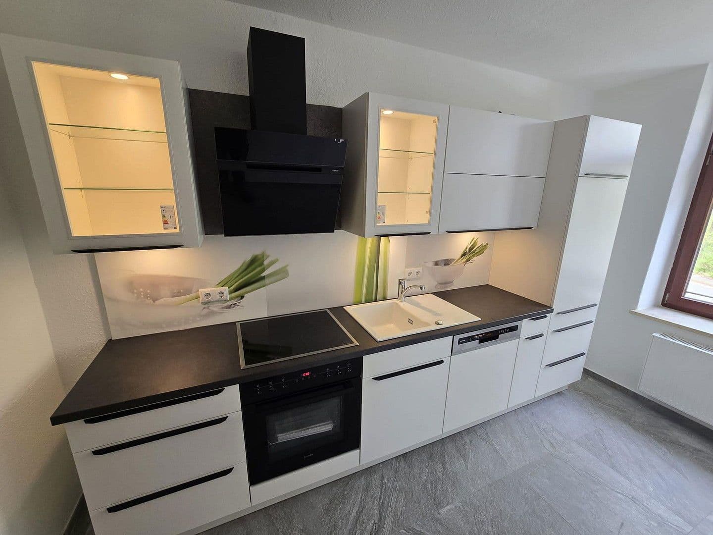 Predaj domu 368 m², pozemek 230 m², Birkenstraße 1, Reichenbach, Sasko Predaj domu 368 m², pozemek 230 m², Birkenstraße 1, Reichenbach, Sasko