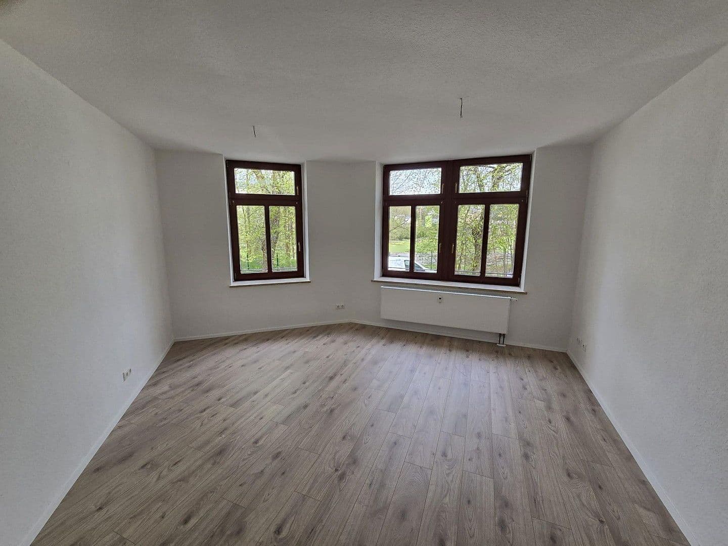 Predaj domu 368 m², pozemek 230 m², Birkenstraße 1, Reichenbach, Sasko Predaj domu 368 m², pozemek 230 m², Birkenstraße 1, Reichenbach, Sasko