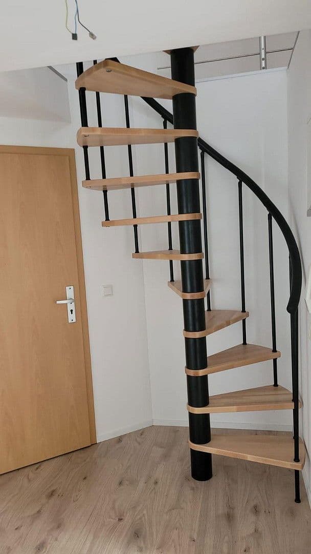 Predaj domu 368 m², pozemek 230 m², Birkenstraße 1, Reichenbach, Sasko Predaj domu 368 m², pozemek 230 m², Birkenstraße 1, Reichenbach, Sasko