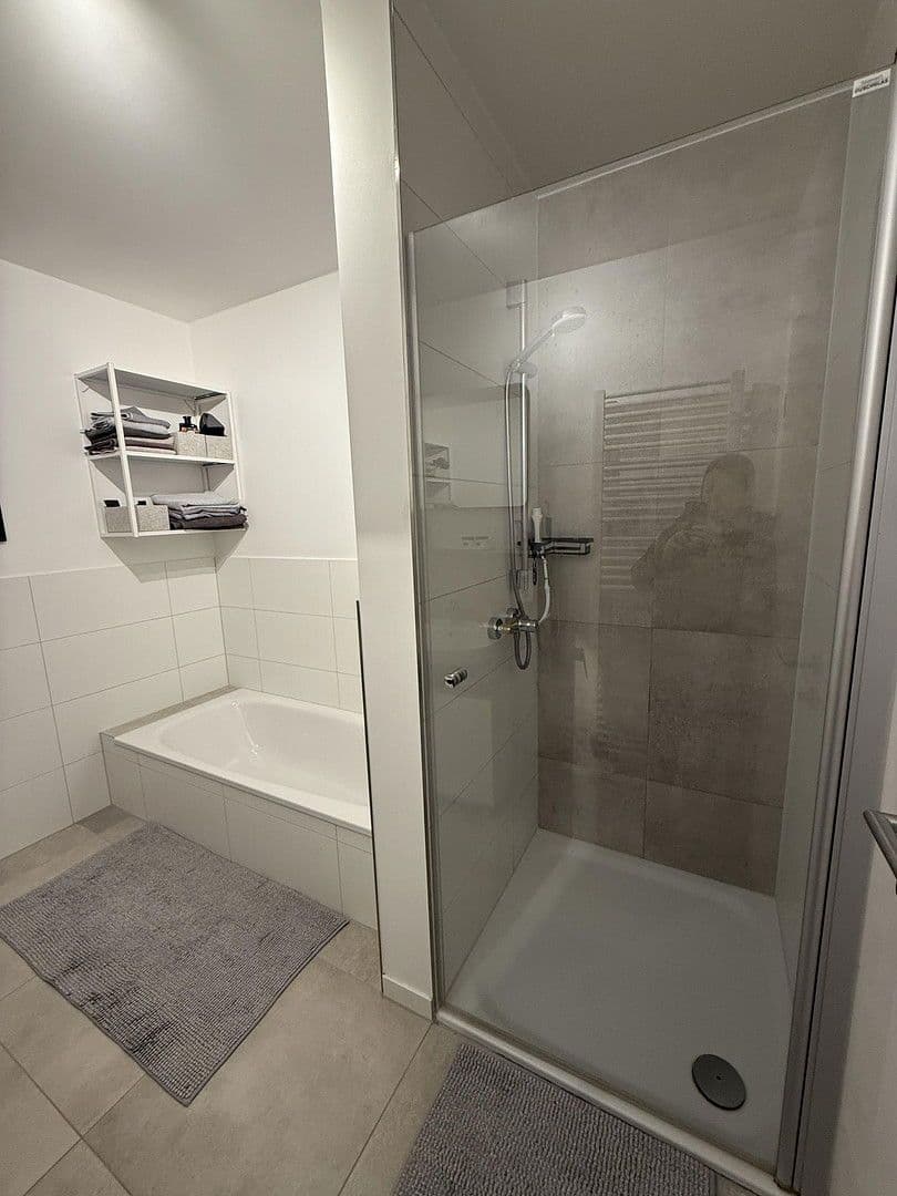 Prenájom bytu 3-izbový 76 m², Erlensee, Hesensko Prenájom bytu 3-izbový 76 m², Erlensee, Hesensko