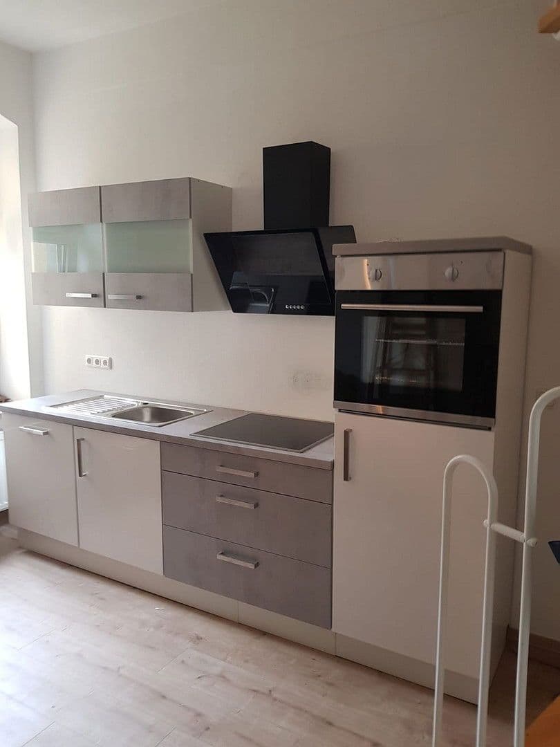 Predaj domu 410 m², pozemek 210 m², Stockmannstr. 5, Reichenbach, Sasko Predaj domu 410 m², pozemek 210 m², Stockmannstr. 5, Reichenbach, Sasko