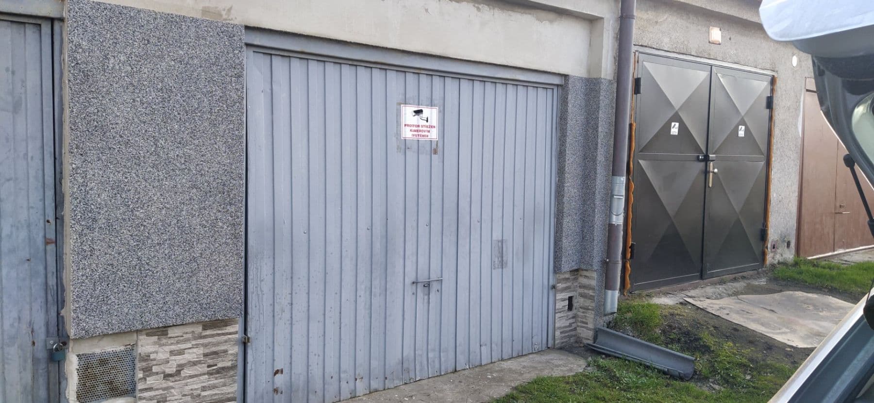 Predaj garáže 20 m², U Cihelny, Kladno, Středočeský kraj Predaj garáže 20 m², U Cihelny, Kladno, Středočeský kraj