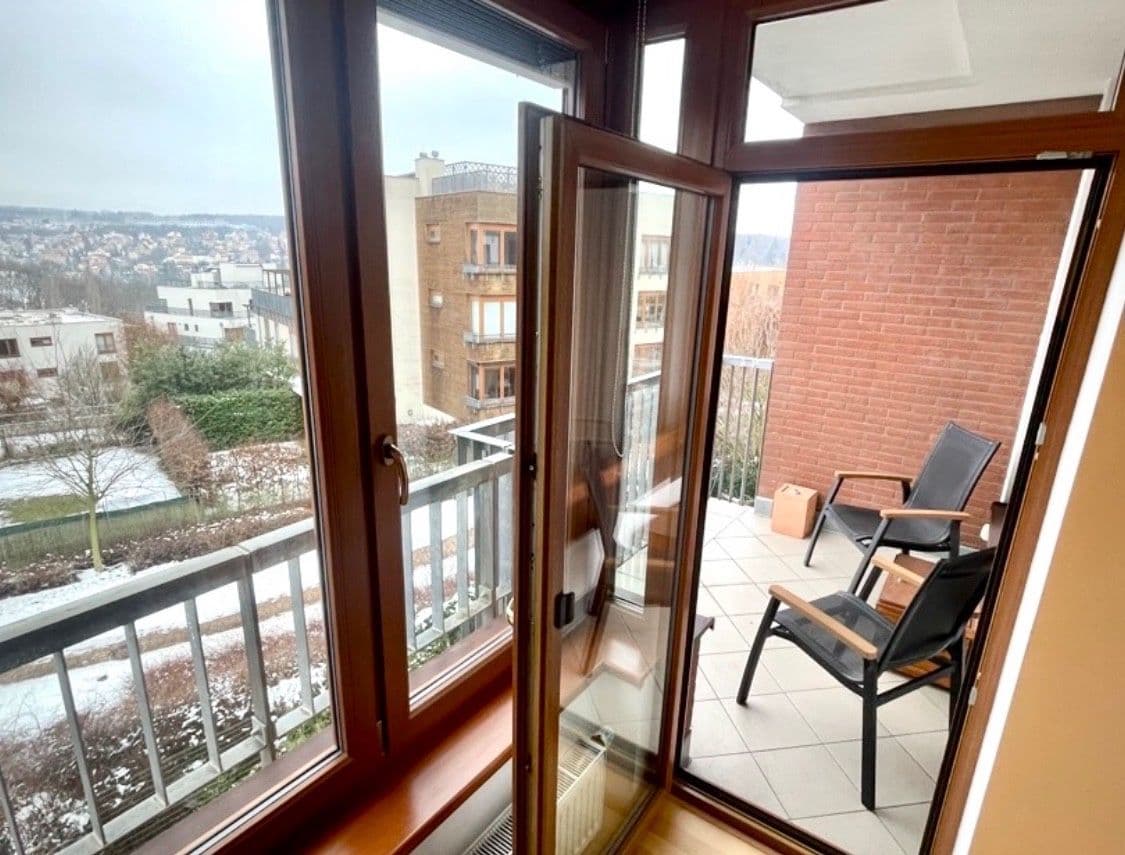 Prenájom bytu 2-izbový 58 m², Na Císařce, Praha, Praha Prenájom bytu 2-izbový 58 m², Na Císařce, Praha, Praha