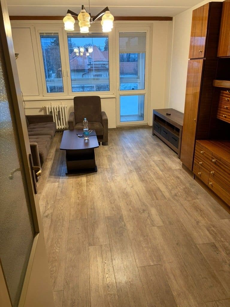 Predaj bytu 3-izbový 81 m², Ohradní, Praha, Praha Predaj bytu 3-izbový 81 m², Ohradní, Praha, Praha