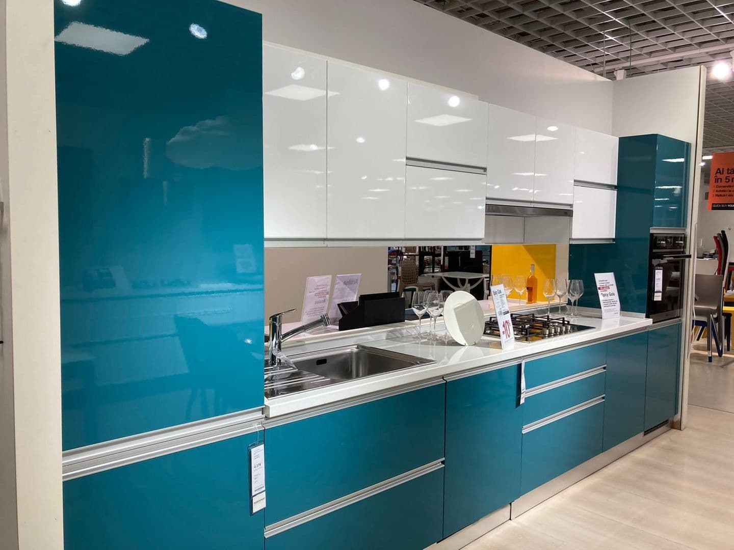 Prenájom bytu 2-izbový 72 m², Letohradská, Praha, Praha Prenájom bytu 2-izbový 72 m², Letohradská, Praha, Praha