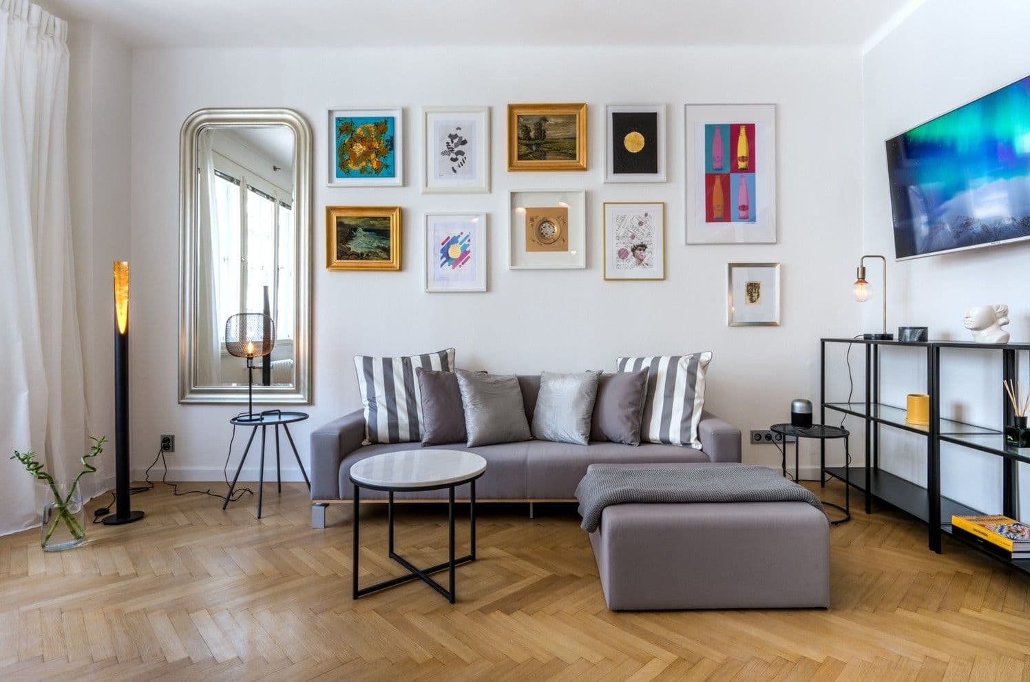 Prenájom bytu 2-izbový 52 m², Lodecká, Praha, Praha Prenájom bytu 2-izbový 52 m², Lodecká, Praha, Praha