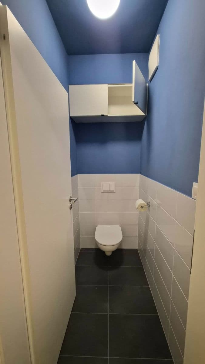 Prenájom bytu 2-izbový 65 m², Zlochova, Praha, Praha Prenájom bytu 2-izbový 65 m², Zlochova, Praha, Praha