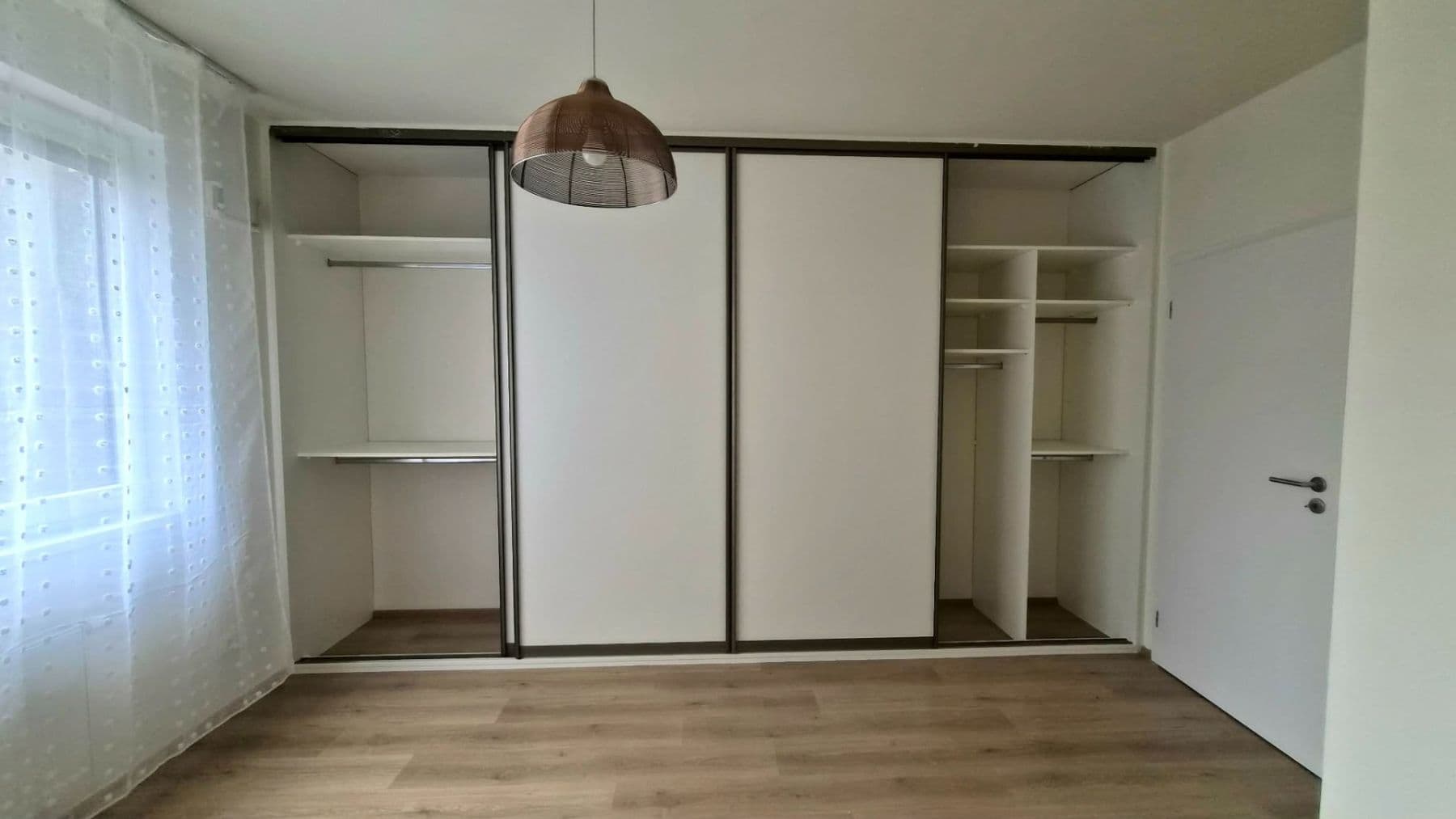 Prenájom bytu 2-izbový 65 m², Zlochova, Praha, Praha Prenájom bytu 2-izbový 65 m², Zlochova, Praha, Praha