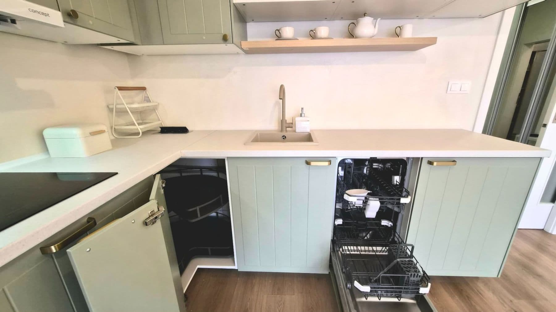 Prenájom bytu 2-izbový 65 m², Zlochova, Praha, Praha Prenájom bytu 2-izbový 65 m², Zlochova, Praha, Praha