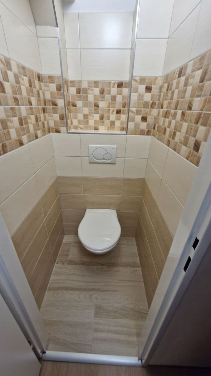 Prenájom bytu 2-izbový 37 m², Vrchlického, Praha, Praha Prenájom bytu 2-izbový 37 m², Vrchlického, Praha, Praha