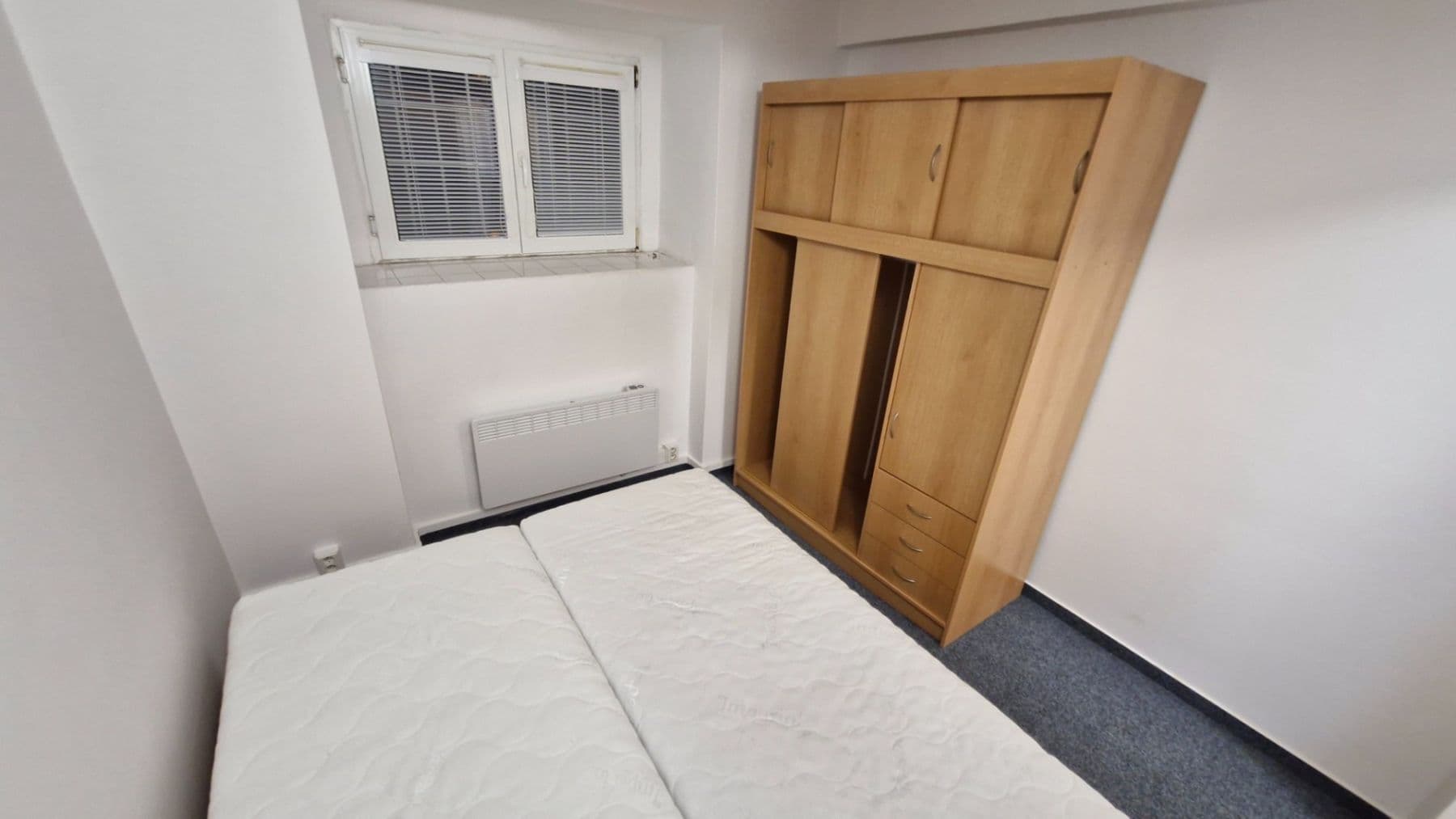 Prenájom bytu 2-izbový 37 m², Vrchlického, Praha, Praha Prenájom bytu 2-izbový 37 m², Vrchlického, Praha, Praha