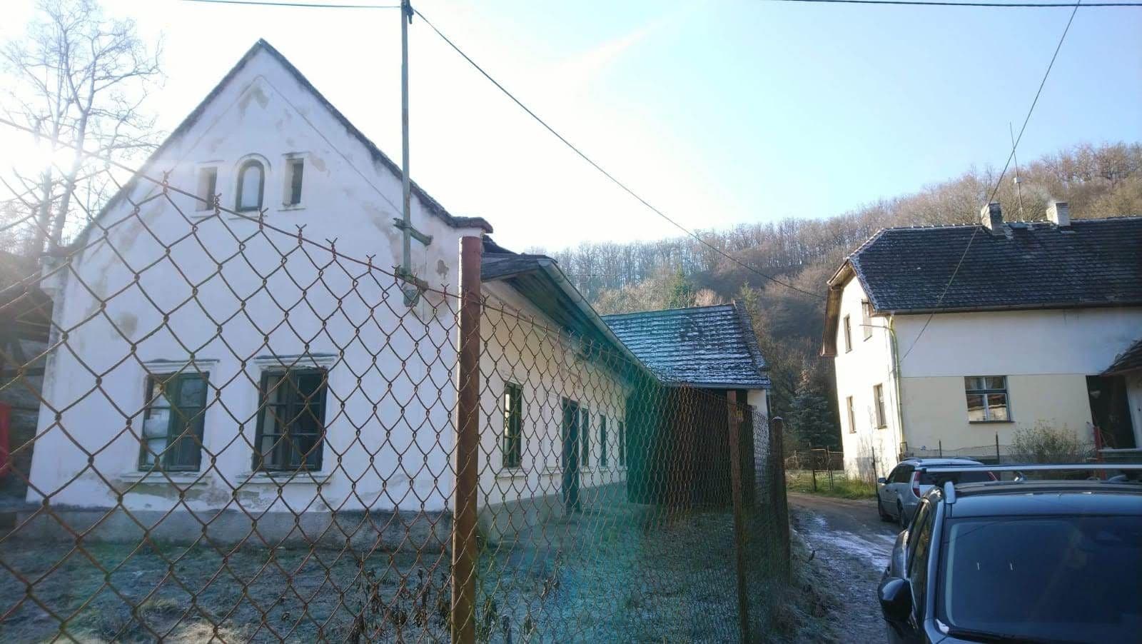 Predaj domu 269 m², pozemek 1.159 m², Měchenice, Středočeský kraj Predaj domu 269 m², pozemek 1.159 m², Měchenice, Středočeský kraj