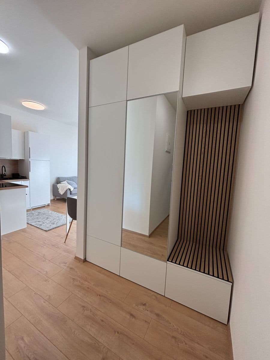 Prenájom bytu 2-izbový 42 m², Hermanové, Praha, Praha Prenájom bytu 2-izbový 42 m², Hermanové, Praha, Praha