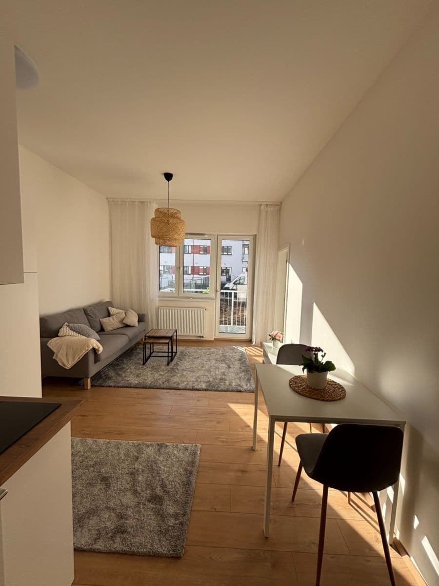 Prenájom bytu 2-izbový 42 m², Hermanové, Praha, Praha Prenájom bytu 2-izbový 42 m², Hermanové, Praha, Praha
