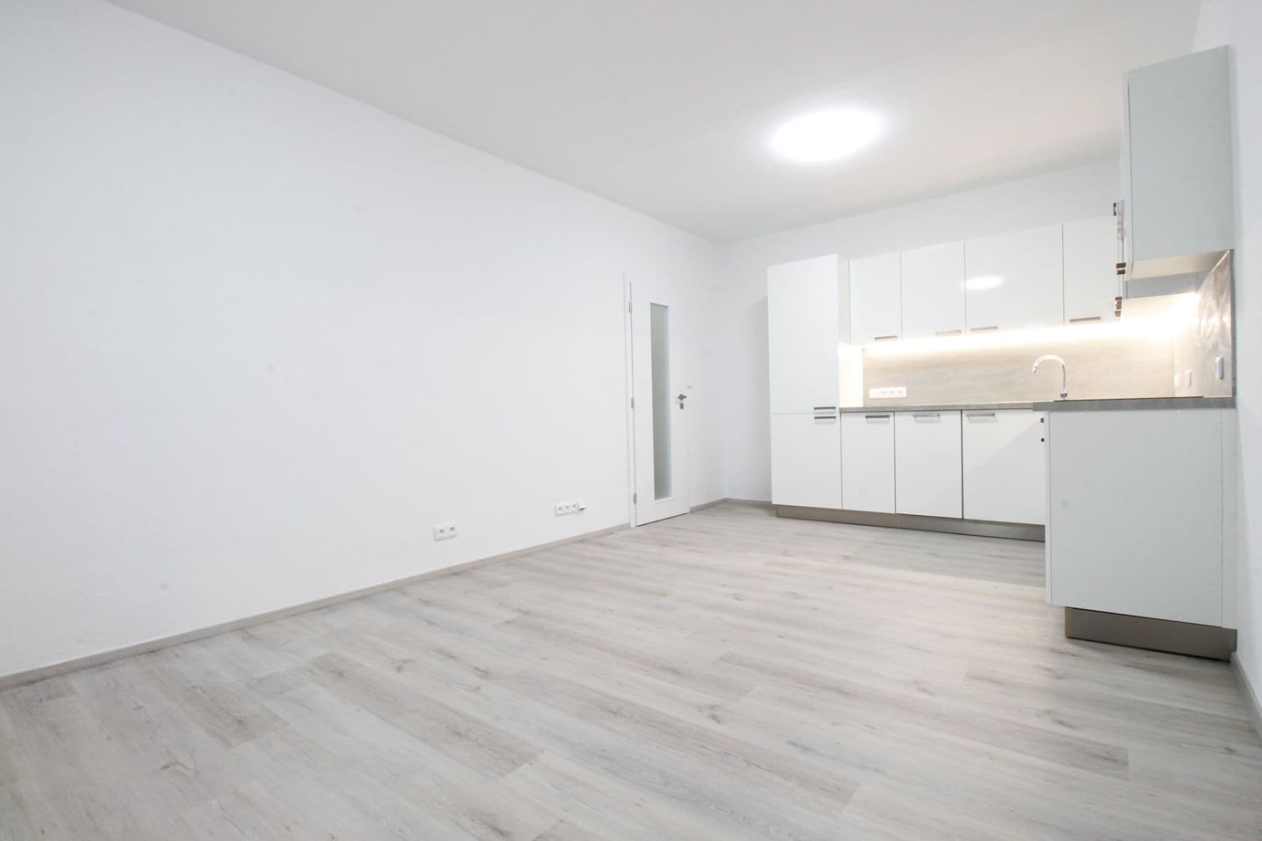 Prenájom bytu 2-izbový 41 m², Teyschlova, Brno, Jihomoravský kraj Prenájom bytu 2-izbový 41 m², Teyschlova, Brno, Jihomoravský kraj