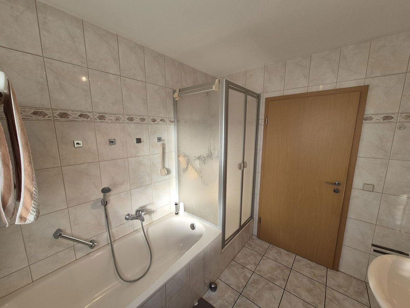 Predaj bytu 3-izbový 87 m², Hildburghausen, Durínsko Predaj bytu 3-izbový 87 m², Hildburghausen, Durínsko