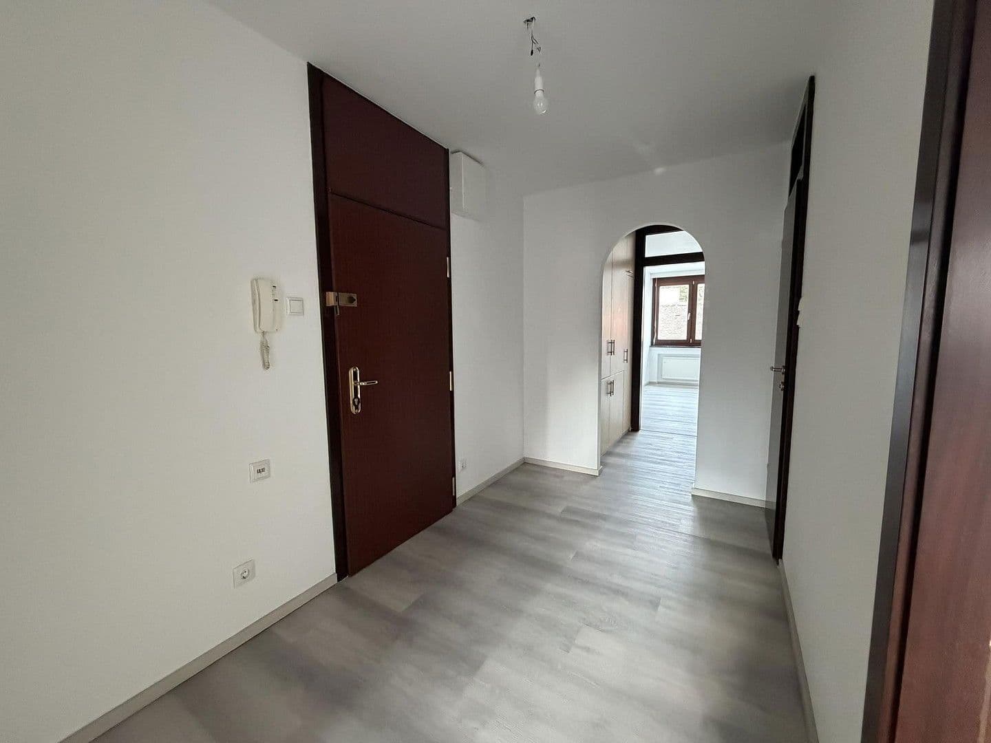 Prenájom bytu 3-izbový 79 m², Gentzgasse 129, Wien, Viedeň Prenájom bytu 3-izbový 79 m², Gentzgasse 129, Wien, Viedeň