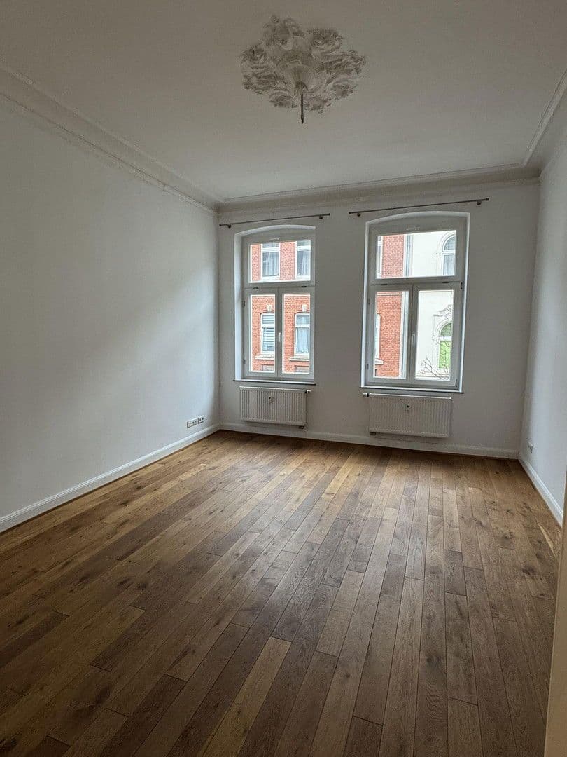 Prenájom bytu 4-izbový 112 m², Trimbornstrasse, Köln, Severné Porýnie - Westfálsko Prenájom bytu 4-izbový 112 m², Trimbornstrasse, Köln, Severné Porýnie - Westfálsko