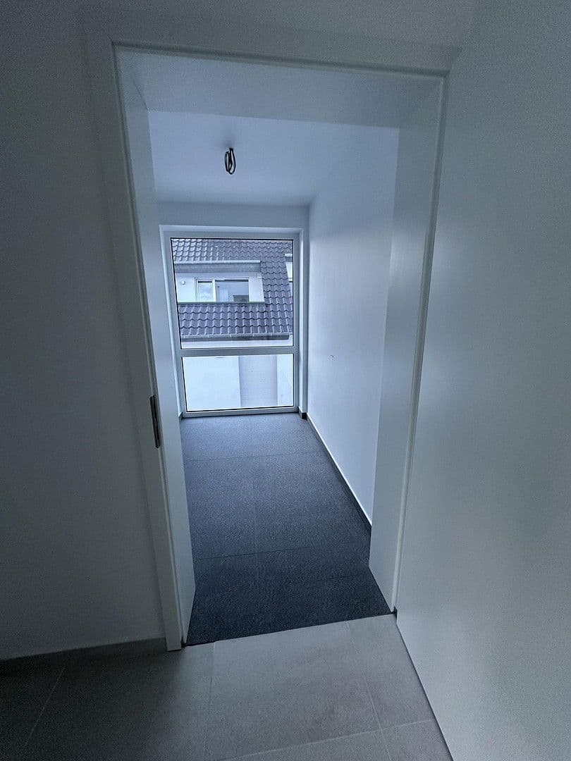 Prenájom bytu 3-izbový 65 m², Hundert-Morgen-Str. 2B, Kelsterbach, Hesensko Prenájom bytu 3-izbový 65 m², Hundert-Morgen-Str. 2B, Kelsterbach, Hesensko