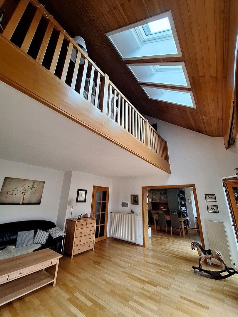 Predaj domu 300 m², pozemek 971 m², Dietfurt an der Altmühl, Bavorsko Predaj domu 300 m², pozemek 971 m², Dietfurt an der Altmühl, Bavorsko