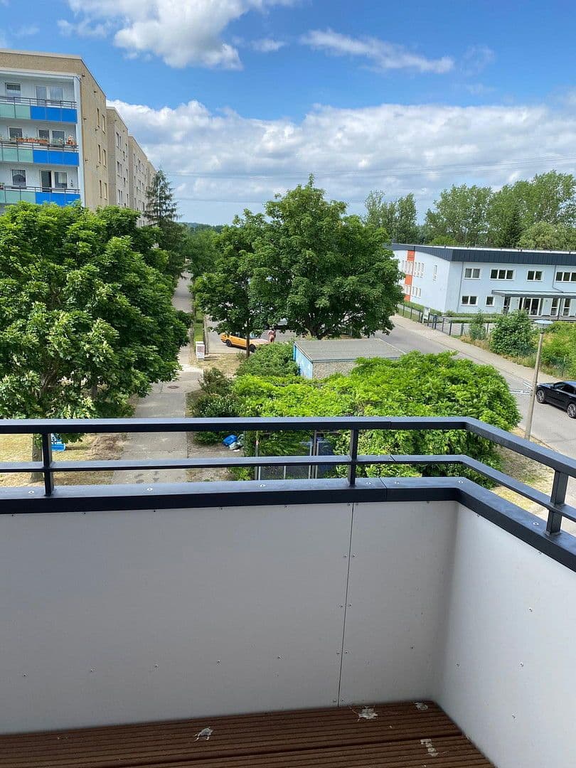 Prenájom bytu 3-izbový 66 m², Eichhorsterstr.14b, Berlin, Berlín Prenájom bytu 3-izbový 66 m², Eichhorsterstr.14b, Berlin, Berlín